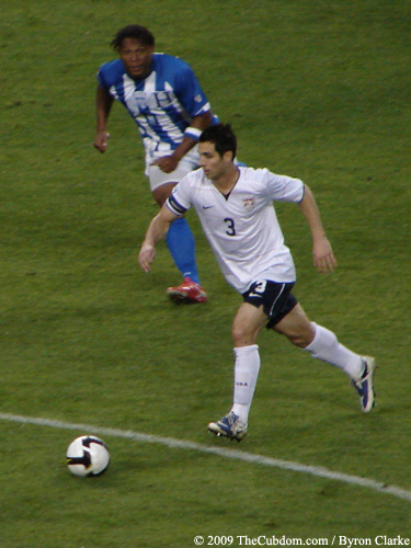 Carlos Bocanegra pushes the ball upfield against Honduras